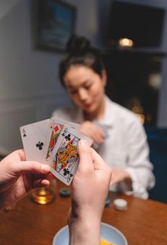 cần đặt giới hạn nạp tiền